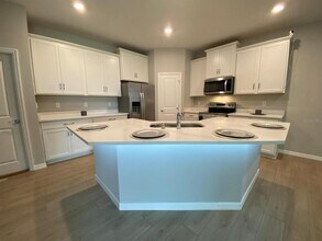 4005 Westwood Flds Lp in Plant City, FL - Building Photo - Building Photo