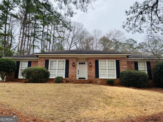 402 Camelot Dr in Lagrange, GA - Building Photo - Building Photo
