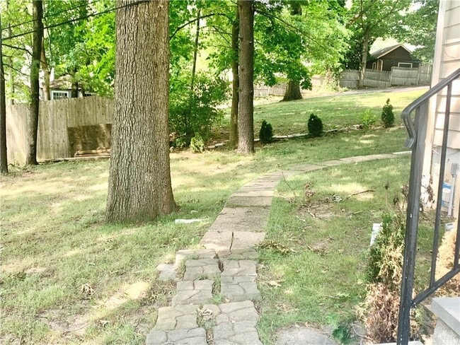144 Railroad Ave in Pearl River, NY - Building Photo - Building Photo