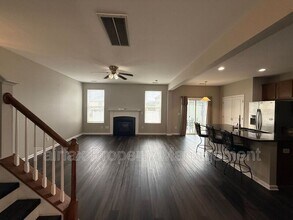 127 Rosebud Ln in Durham, NC - Building Photo - Building Photo