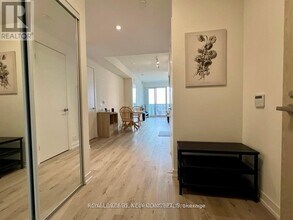 138-7138 Downes St in Toronto, ON - Building Photo - Building Photo