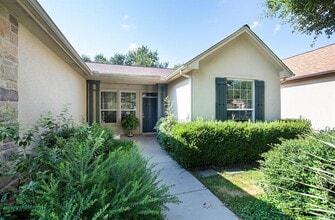 129 Dewberry Dr in Georgetown, TX - Building Photo - Building Photo