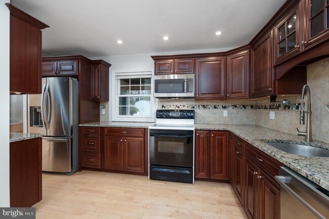 property at 384 Walnut Ln