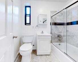 West 139th Street, Unit 3B in New York, NY - Building Photo - Building Photo