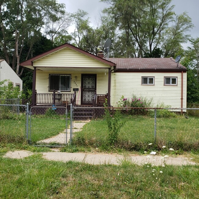 property at 4021 Forest Hill Ave
