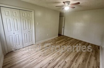 1618 W Matthews Ave in Jonesboro, AR - Foto de edificio - Building Photo