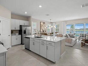 2357 Avocado Ln in Naples, FL - Foto de edificio - Building Photo