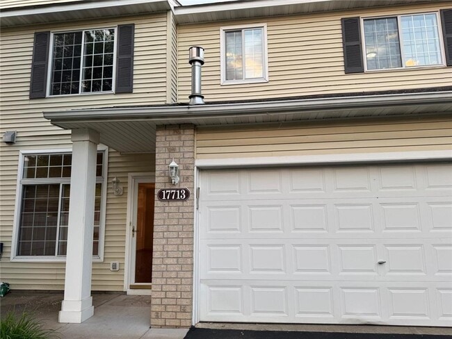 17713 96th Ave N in Osseo, MN - Building Photo - Building Photo