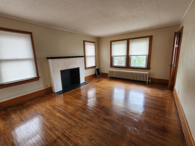 property at 178 Ridgewood Rd
