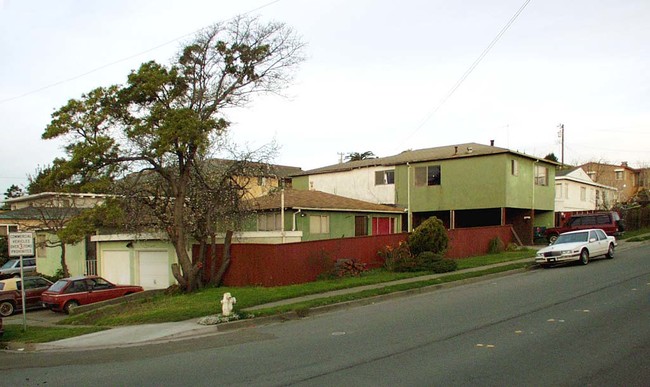 5307-5309 Columbia in Richmond, CA - Foto de edificio - Building Photo