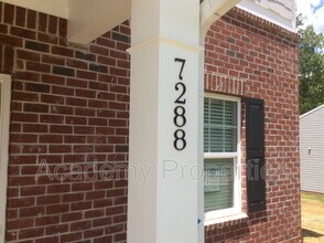 7288 Emma Ct in Douglasville, GA - Building Photo - Building Photo