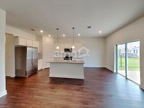 33892 Thyme Dr in Zephyrhills, FL - Building Photo - Building Photo