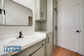 12809 Matteson Ave in Los Angeles, CA - Building Photo - Building Photo