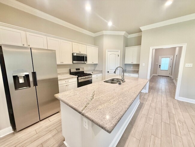 16052 Summer Gdns Ave in Baton Rouge, LA - Building Photo - Building Photo