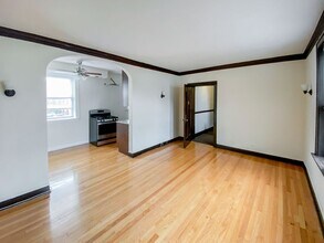 3622 N Marshfield Ave, Unit 2A in Chicago, IL - Building Photo - Building Photo