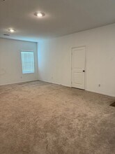184 Agate Clf Dr in Maxwell, TX - Building Photo - Building Photo