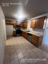 1673 Evalyn Cir in Fayetteville, AR - Building Photo - Building Photo