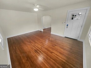 1955 S Columbia Pl in Decatur, GA - Building Photo - Building Photo