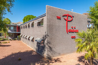 The Parisian in Phoenix, AZ - Foto de edificio - Building Photo