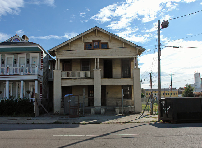 1228 Baronne St in New Orleans, LA - Foto de edificio - Building Photo