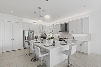 12884 Wingspan Ct in Palm Beach Gardens, FL - Foto de edificio - Building Photo