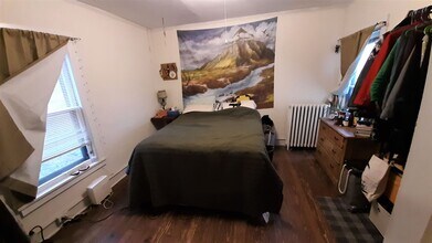 215 Pleasant St in Ithaca, NY - Building Photo - Building Photo