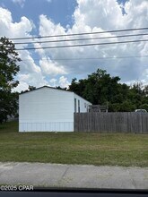 124 N Berthe Ave in Panama City, FL - Building Photo - Building Photo