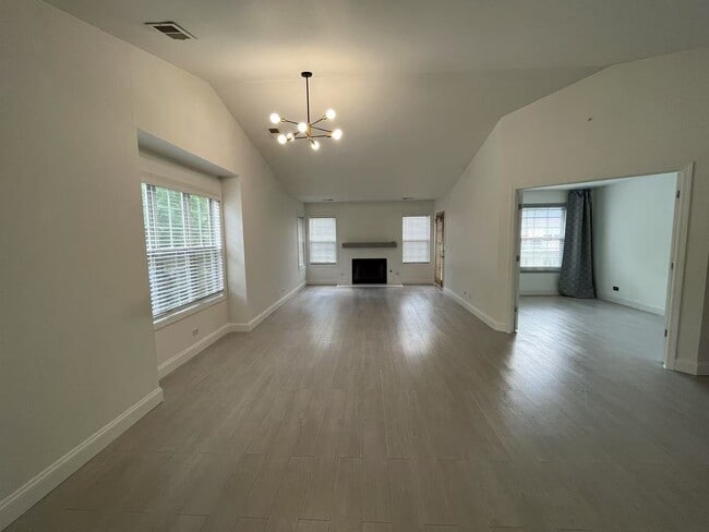 262 Odlum Ct in Schaumburg, IL - Building Photo - Building Photo