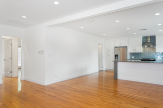 2404 Boone Ave in Los Angeles, CA - Building Photo - Building Photo