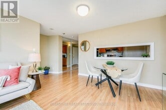 90 Dale Ave in Toronto, ON - Building Photo - Building Photo