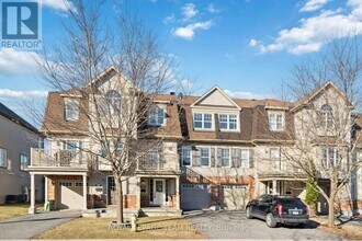 918 Messor Cres in Ottawa, ON - Building Photo - Building Photo