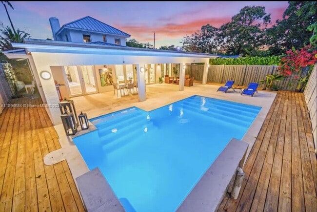 3427 Frow Ave in Miami, FL - Building Photo - Building Photo