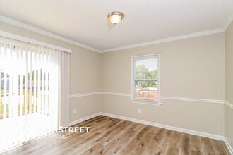 112 Southoak Dr in Winston-Salem, NC - Building Photo - Building Photo