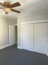 53 Marshland St, Unit 2nd and 3rd floor in Haverhill, MA - Foto de edificio - Building Photo