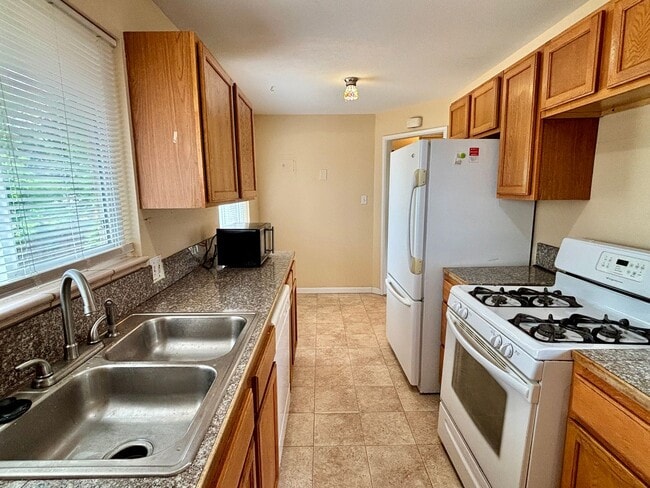 809 Emporia St in Aurora, CO - Building Photo - Building Photo
