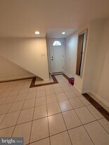 9000 Colesville Rd in Silver Spring, MD - Building Photo