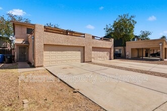 238 E Vine Cir in Mesa, AZ - Building Photo - Building Photo
