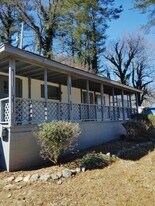 2692 Deer Run Dr in Hiawassee, GA - Building Photo