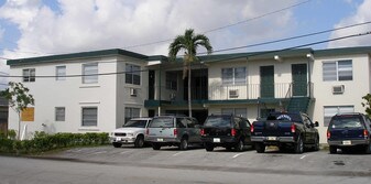 200 SW 8th St Apartamentos