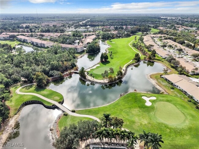 property at 725 Saratoga Cir