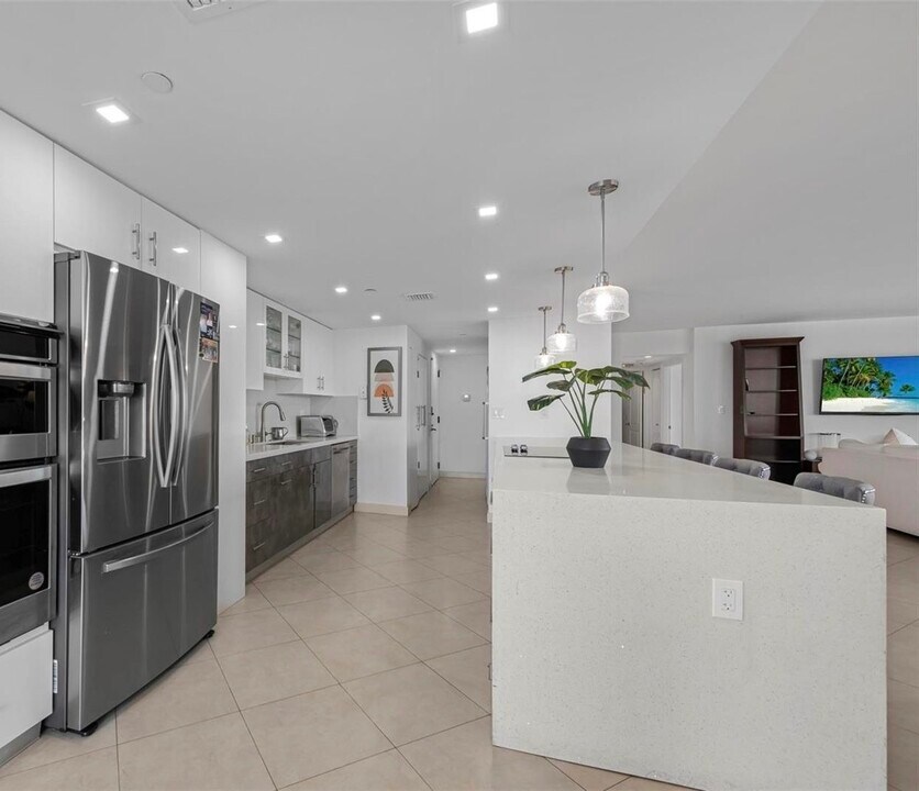19707 Turnberry Way, Unit 9K in Aventura, FL - Building Photo