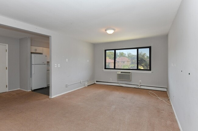 401 US-22 in North Plainfield, NJ - Building Photo - Building Photo