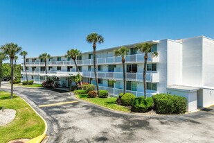 Saturn Condos in Cocoa Beach, FL - Building Photo