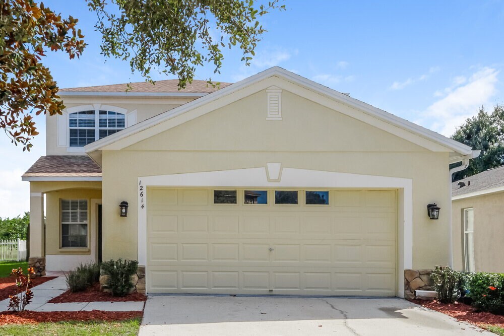 12614 Montford Ln in Riverview, FL - Building Photo