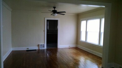 1939 Terrace St in Muskegon, MI - Building Photo - Building Photo