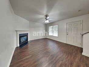 606 3 Oaks Dr in High Point, NC - Building Photo - Building Photo
