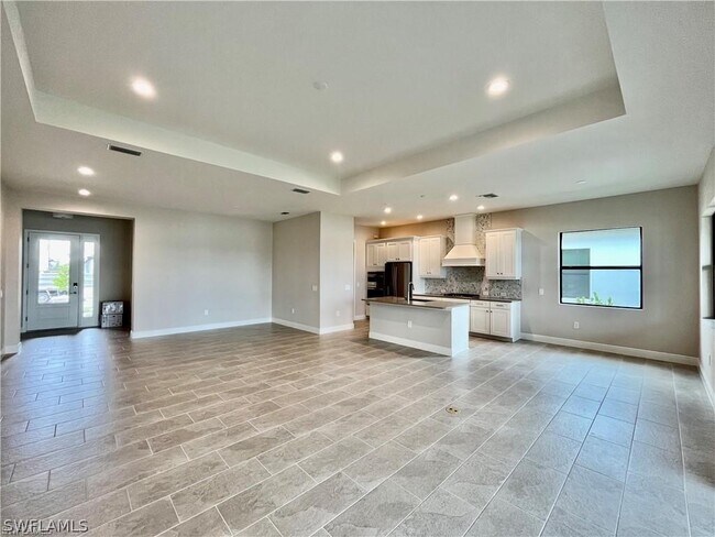 3987 Pegasus Wy in Naples, FL - Building Photo - Building Photo