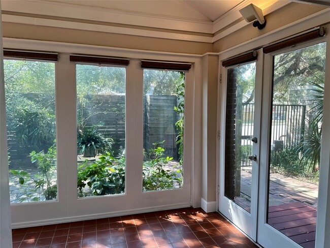 property at 2614 White Oak Dr