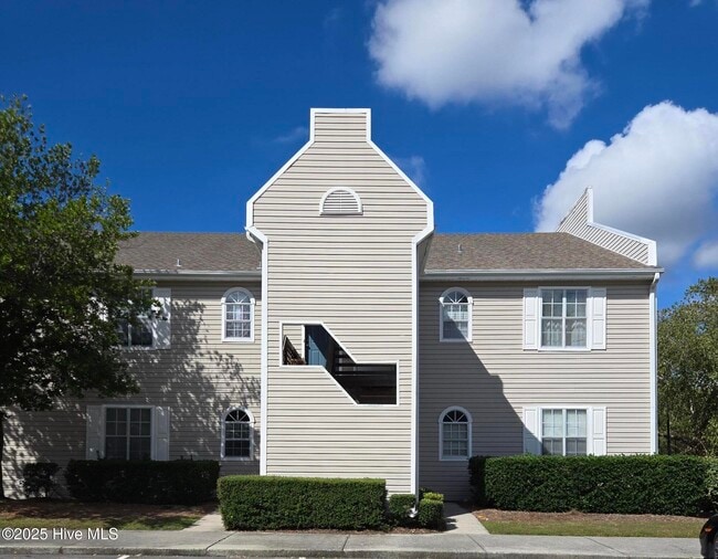 property at 723 Bragg Dr