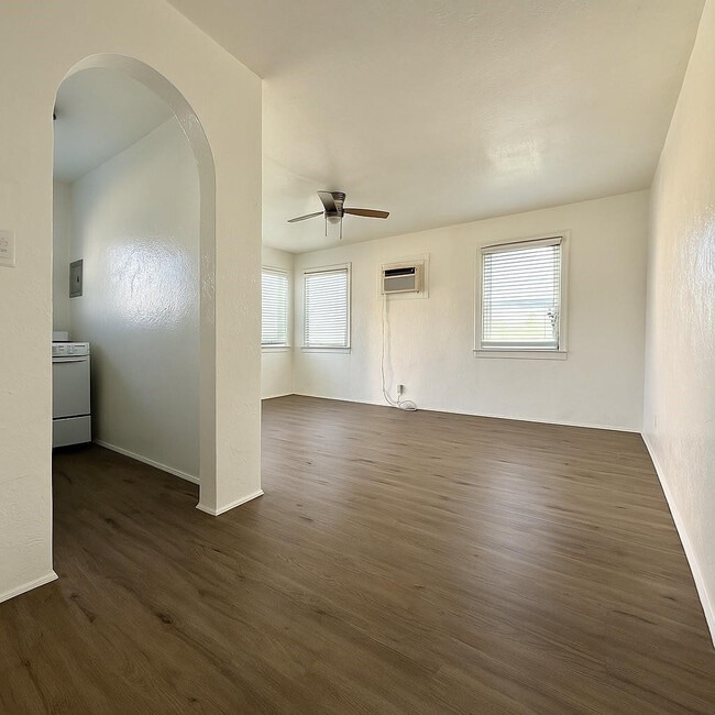 1739 Moffett St in Hollywood, FL - Building Photo - Building Photo